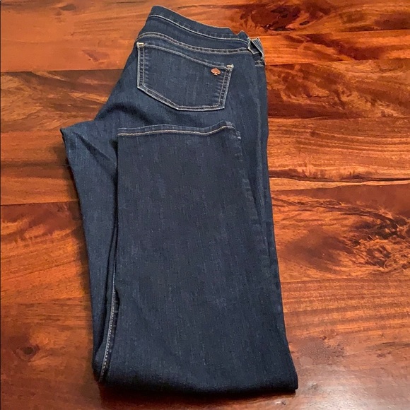 Jeans - Picture 2 of 4